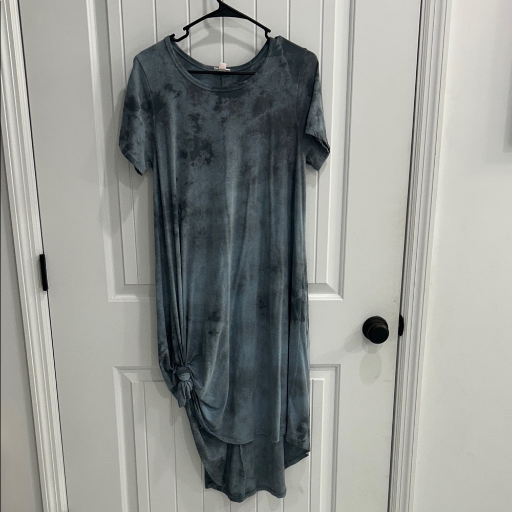 LuLaRoe Gray Tie-Dye T-Shirt Dress